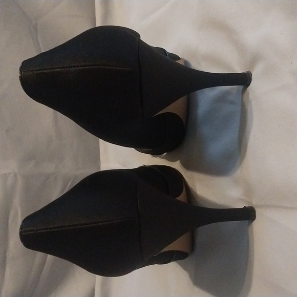 Banana Republic Pumps Size 8.5 - Picture 3 of 8